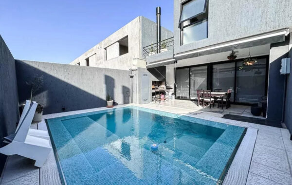 , Duplex en Venta Chacra del Norte 2 con gan Pileta