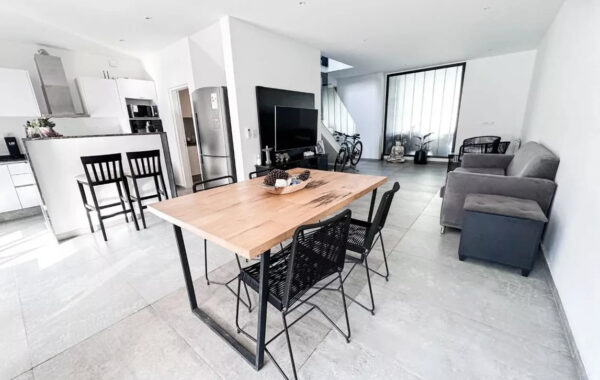 , Duplex en Venta Chacra del Norte 2 con gan Pileta
