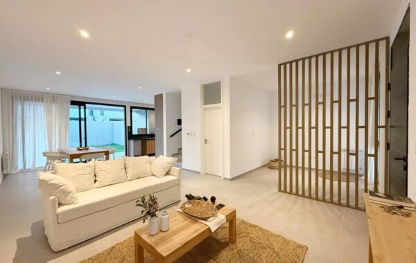 Duplex Chacra del Norte, DUPLEX EN CHACRAS DEL NORTE A ESTRENAR