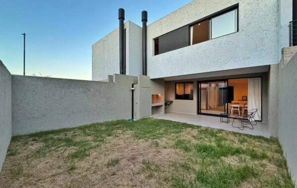 Duplex Chacra del Norte, DUPLEX EN CHACRAS DEL NORTE A ESTRENAR